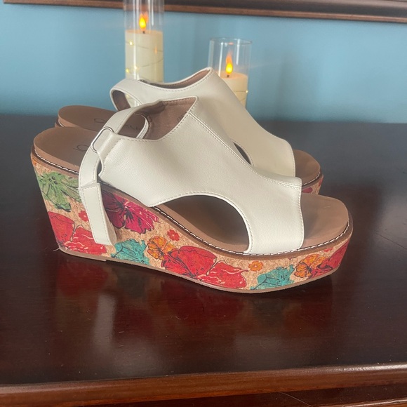 Corkys Shoes - Corky’s 9.5 Freddie 4inch Wedges